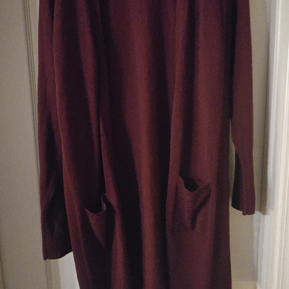 89th & Madison Maroon Long Sleeve Sweater - L